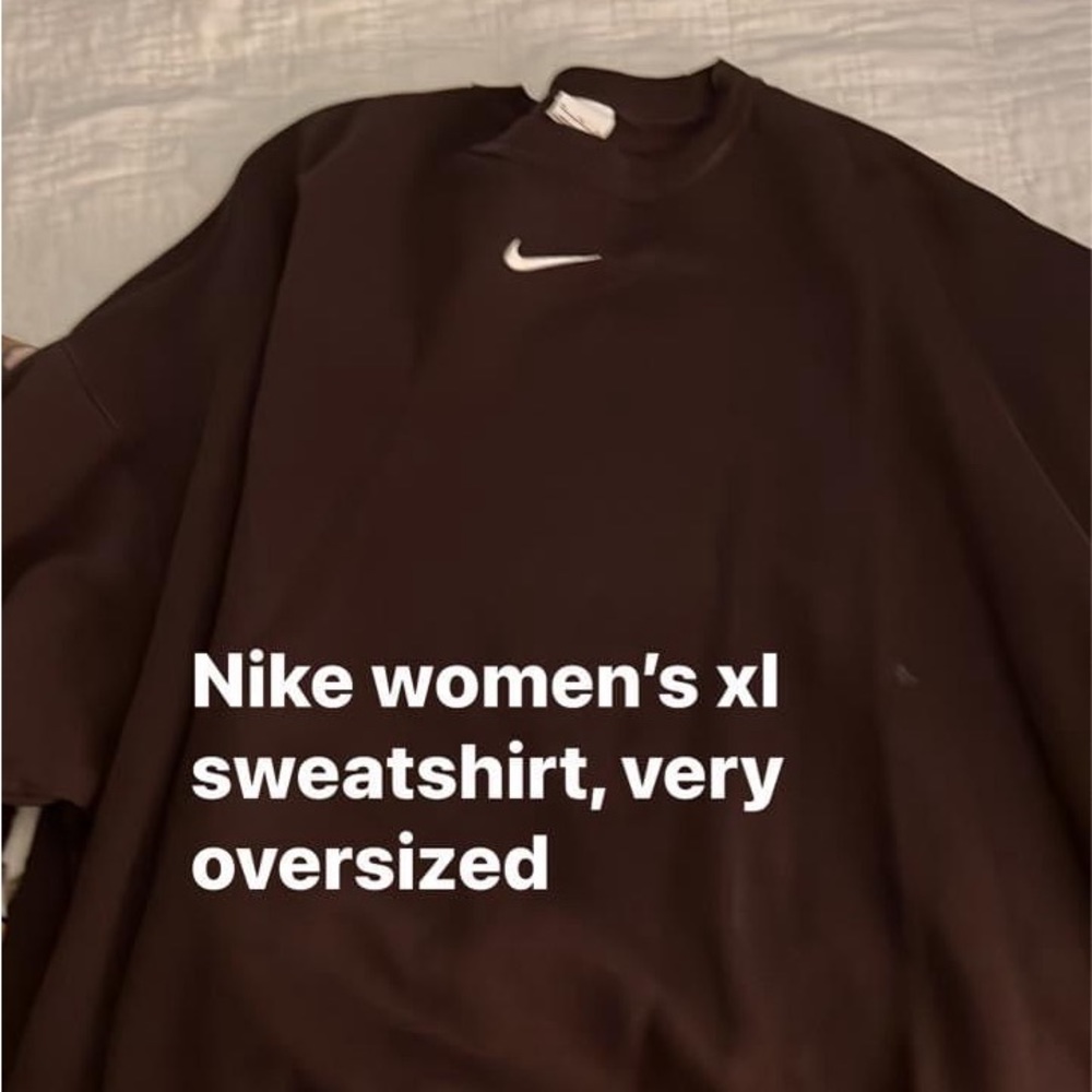 Brown Nike women’s oversized sweatshirt XL